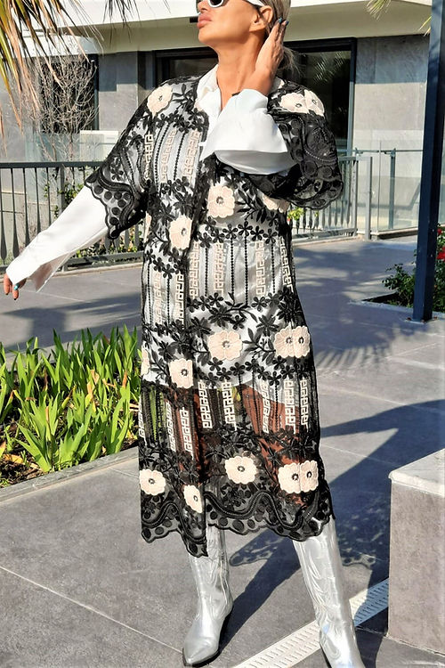 GİZMOSSE ÖZEL TASARIM İŞLEMELİ TÜL KİMONO