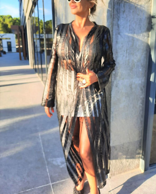 GİZMOSSE ÖZEL TASARIM TÜL ÜZERİNE DERİ ŞERİT KİMONO