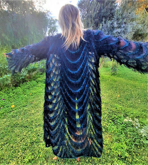 GİZMOSSE ÖZEL TASARIM YEŞİL TÜY DETAYLI KİMONO - Görsel 5