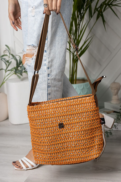 ORANJ ÖRME OMUZ ÇANTASI