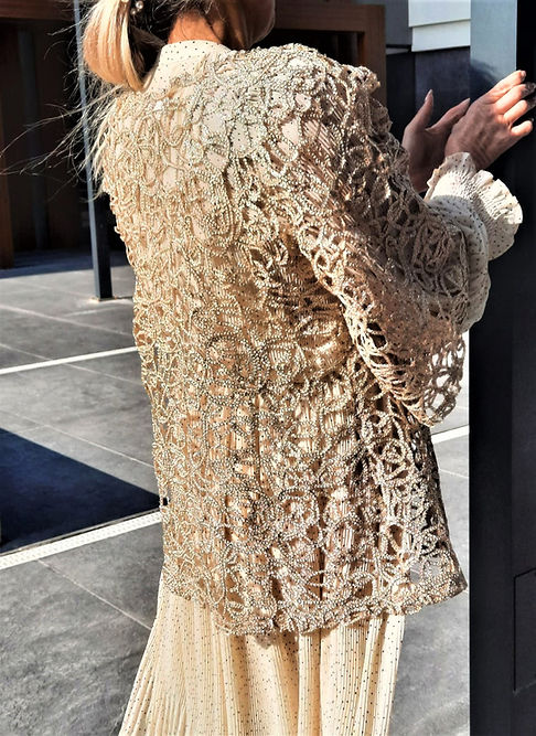 ÖZEL TASARIM GOLD SİMLİ ÖRGÜ BLUZ - Görsel 3