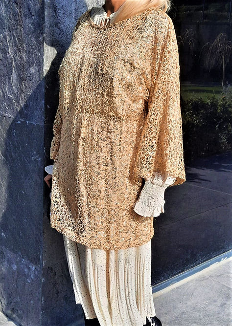 ÖZEL TASARIM GOLD SİMLİ PULLU ÖRGÜ TRANSPARAN BLUZ