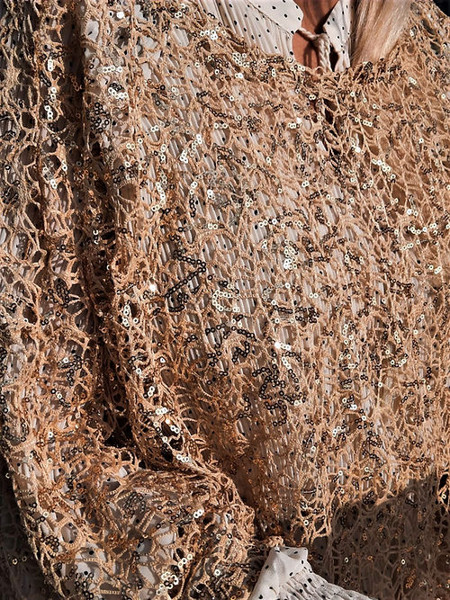 ÖZEL TASARIM GOLD SİMLİ PULLU ÖRGÜ TRANSPARAN BLUZ - Görsel 5