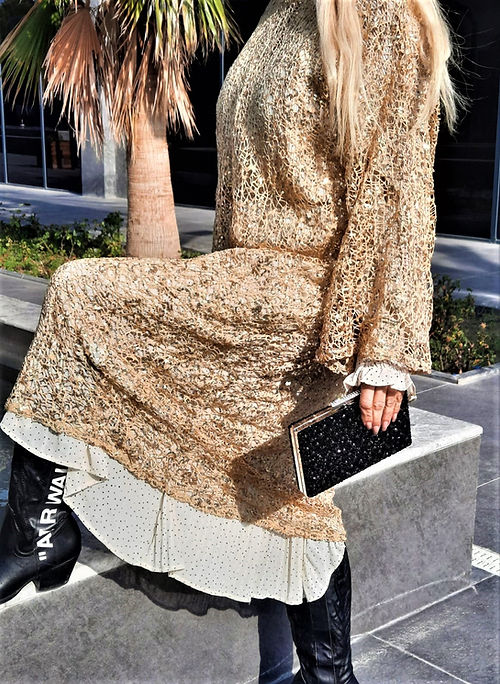 ÖZEL TASARIM GOLD SİMLİ PULLU ÖRGÜ TRANSPARAN ELBİSE - Görsel 7