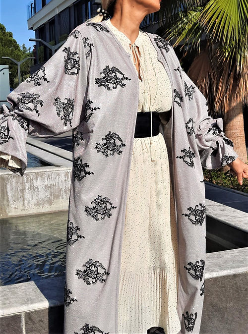 ÖZEL TASARIM KADİFE KABARTMA SİMLİ HELOGRAM DIŞ GİYİSİSİ - Görsel 7