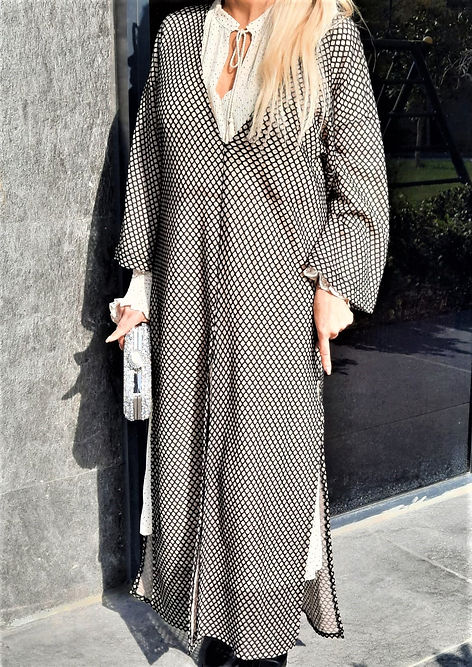 ÖZEL TASARIM TÜL KABARTMA ELBİSE KİMONO