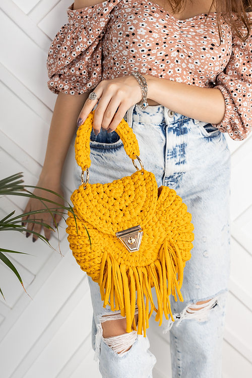 SARI EL ÖRMESİ ÇANTA