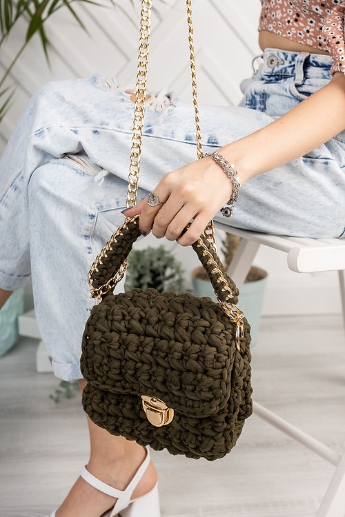 YEŞİL EL ÖRGÜSÜ ÇANTA